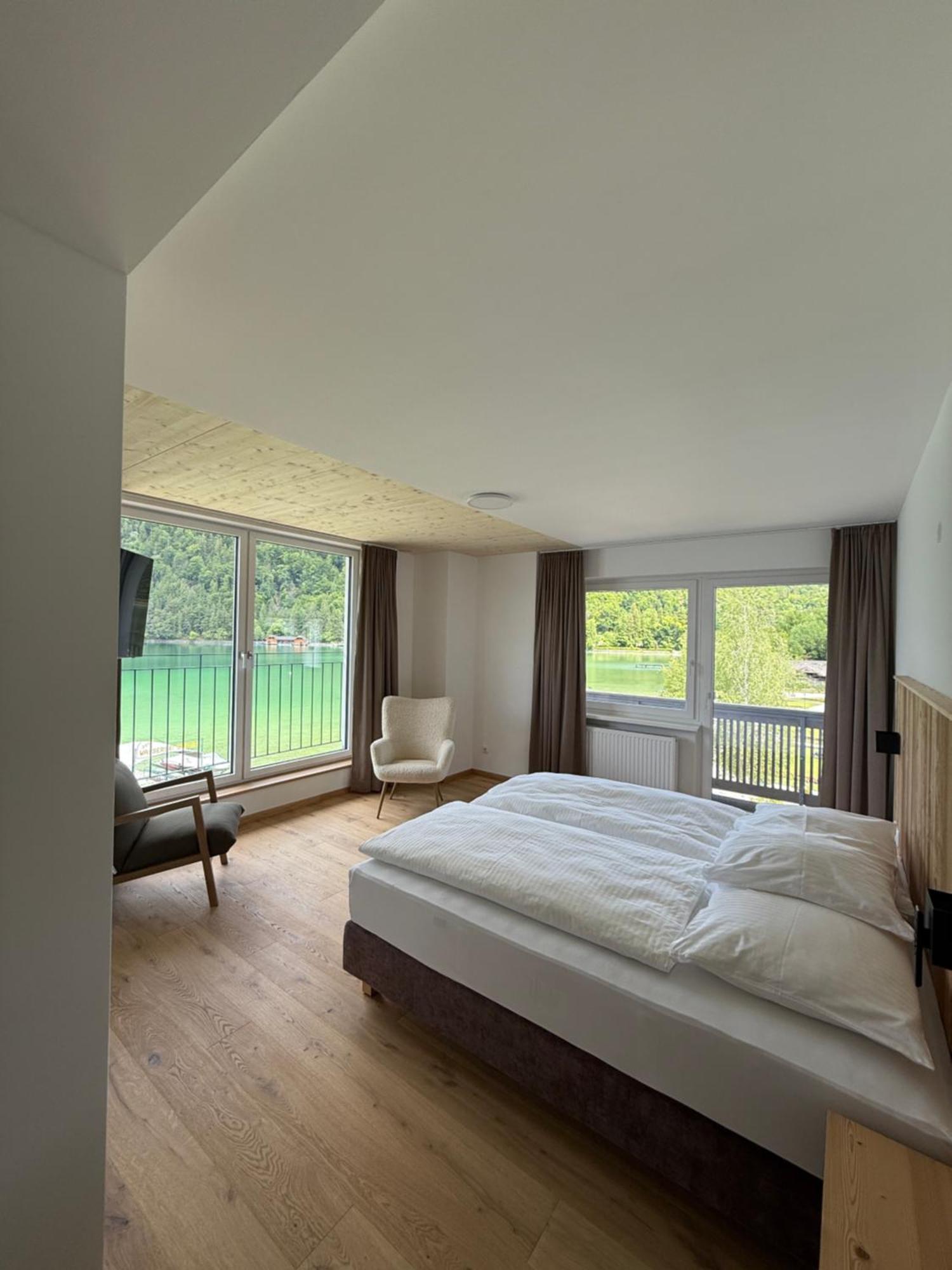 Seehotel Lilly Strobl Exterior foto
